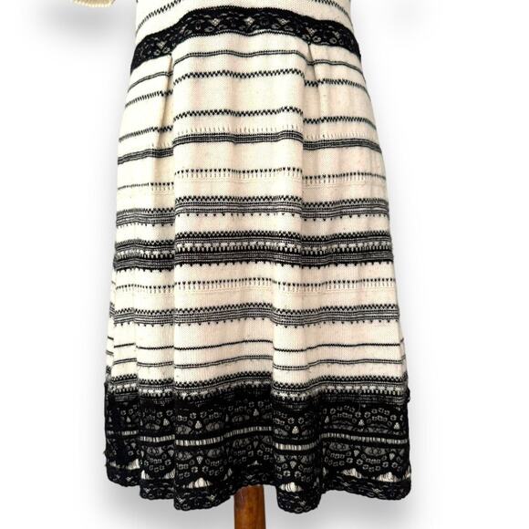 Just Taylor Women’s Sweater Dress White Black Striped Knit Lace Trim Size Large - Picture 3 of 10